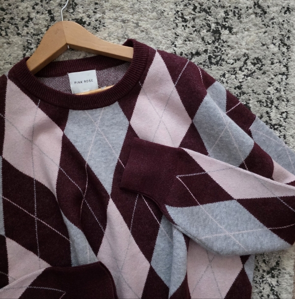 SOLD Argyle Crewneck Sweater Pink Rose Womens M NWT Maroon Pink Gray Academia - Picture 2 of 7